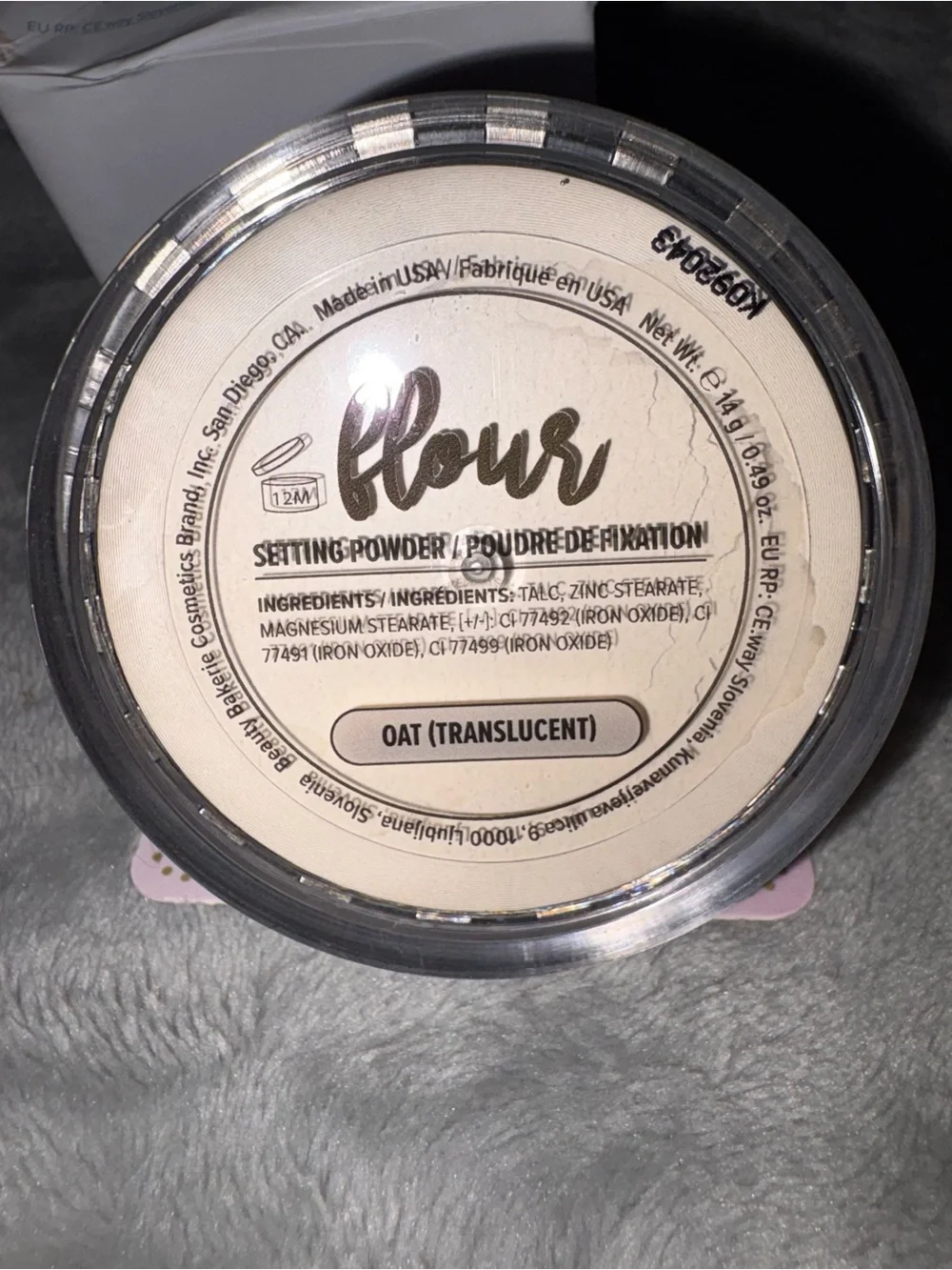 Beauty Bakerie Loose Setting Powder in Natural Beige Finish
